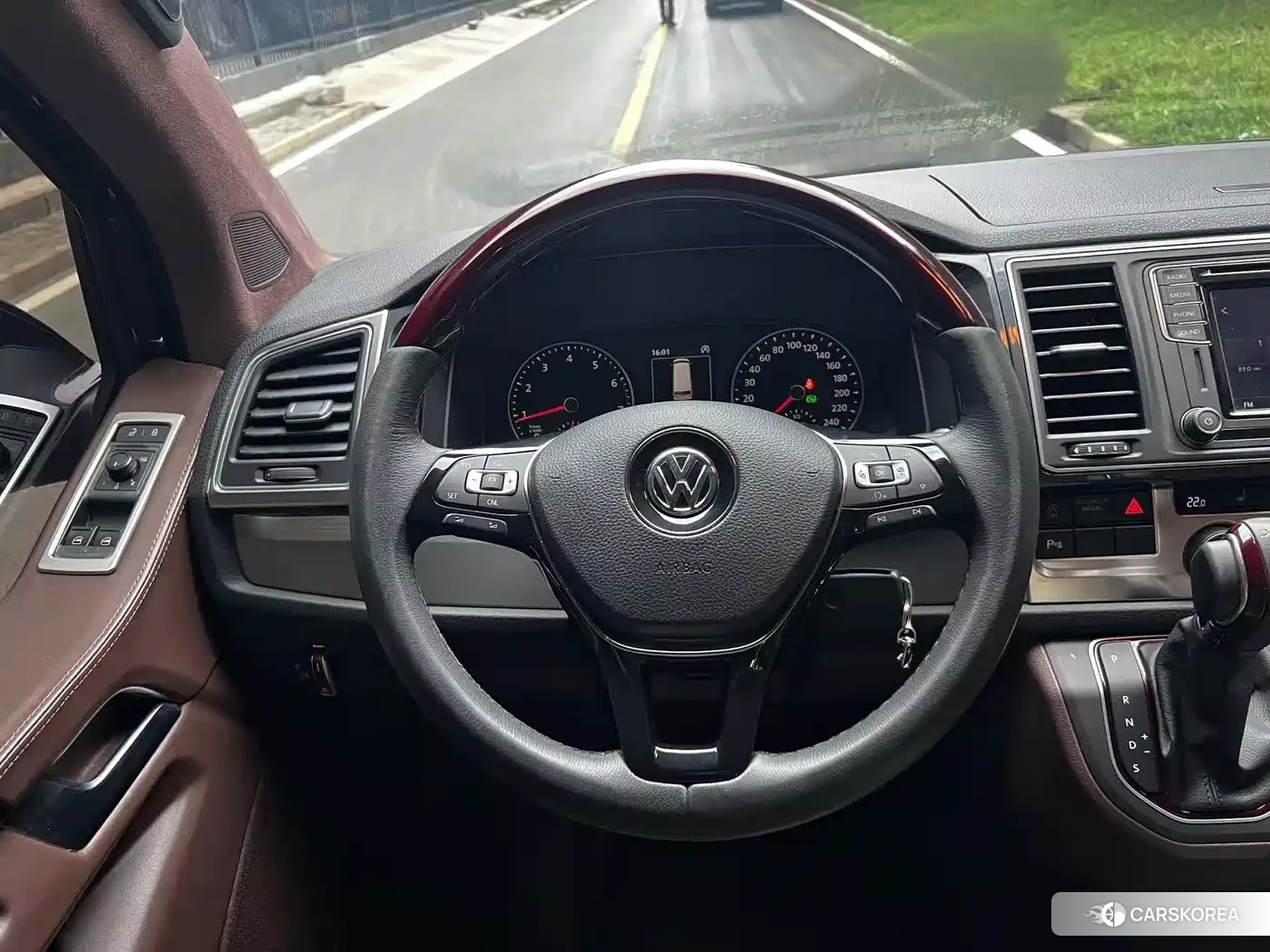 Volkswagen Caravelle id 4628334 из Китая 13