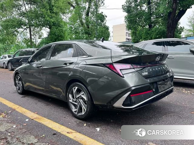 Hyundai Elantra 2024 Темно-серый из Китая, фото 6