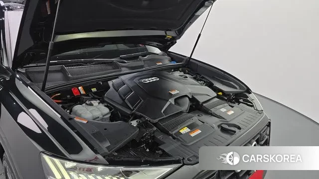 Audi Q8 (4M) id 3007450 из Кореи 16