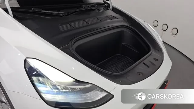 Tesla Model Y id 3154599 из Кореи 16