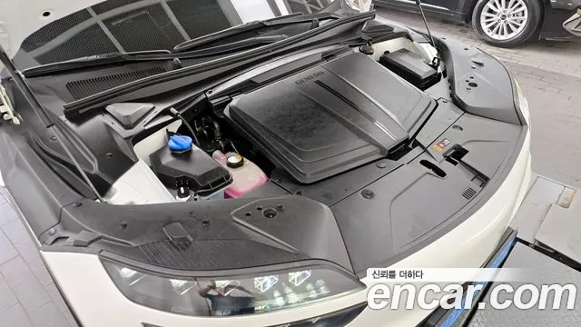 Genesis GV60 id 2745001 из Кореи 16