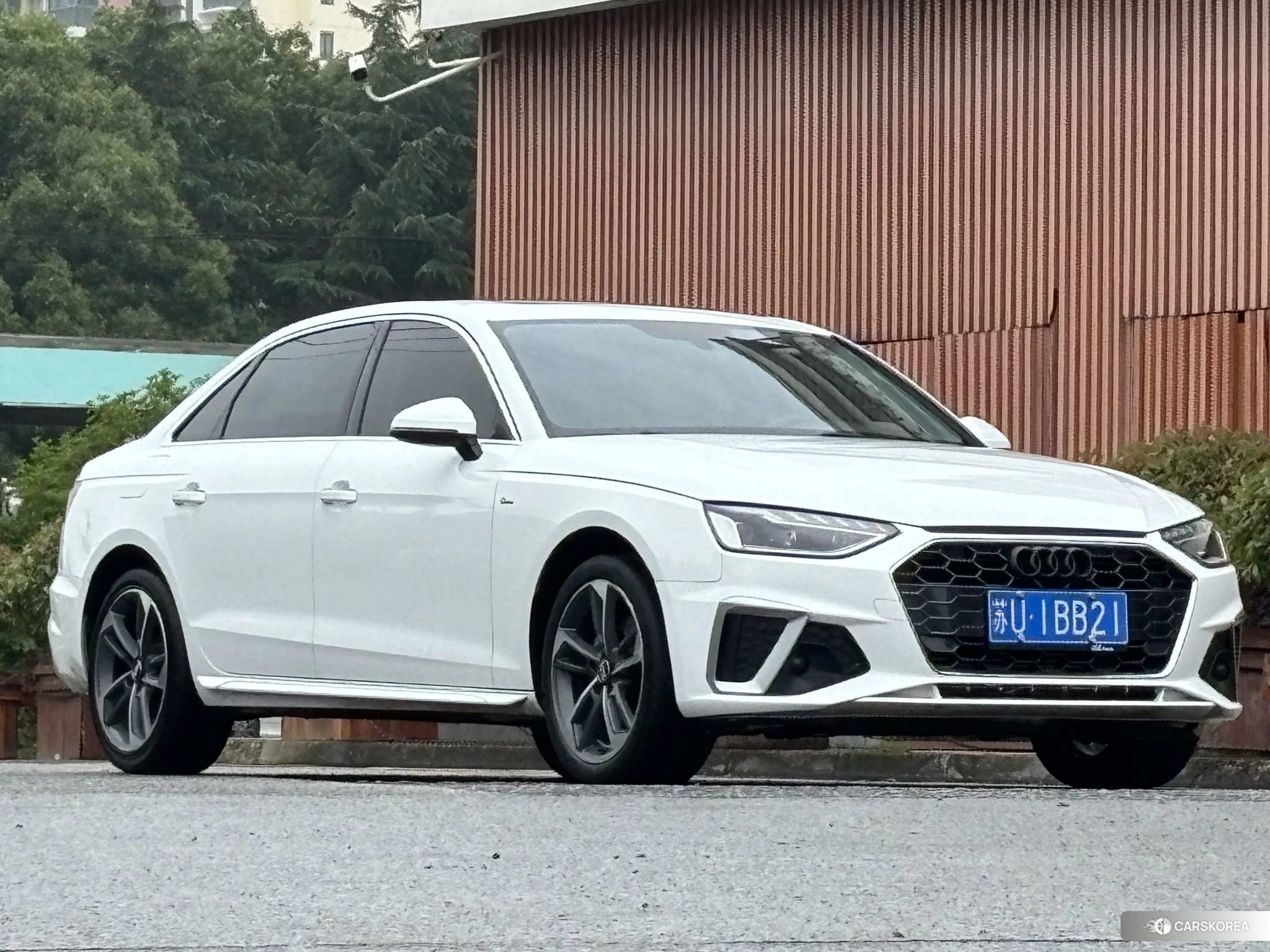 Audi A4L id 4485368 из Китая 12
