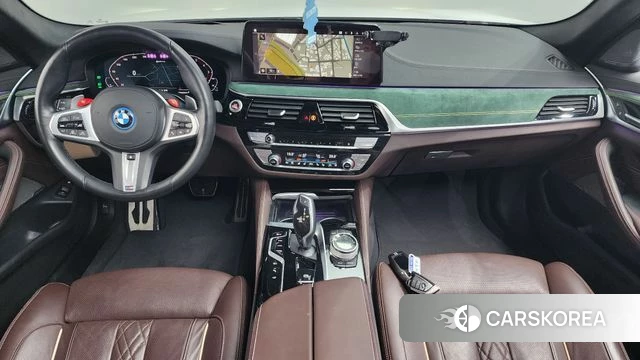 BMW 5 Series (G30) id 3812726 из Кореи 16