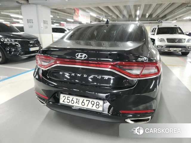 Hyundai Grandeur IG id 3942889 из Кореи 16