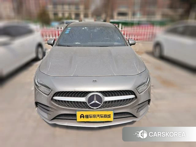 Mercedes-Benz Class A 2019 Темно-серый из Китая, фото 6