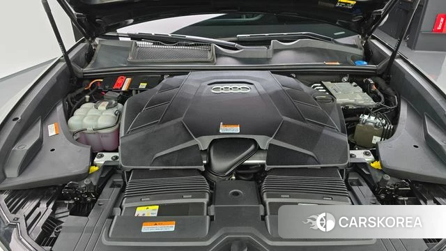 Audi Q8 (4M) id 4624754 из Кореи 35