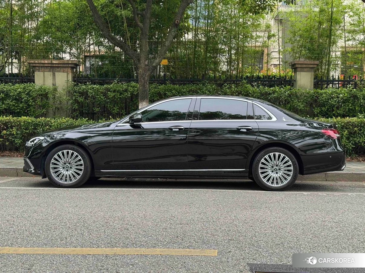 Mercedes-Benz E-Class id 4454308 из Китая 14