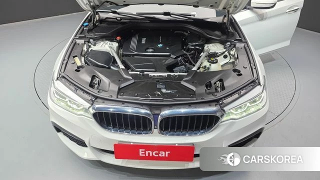 BMW 5 Series (G30) id 4225835 из Кореи 16