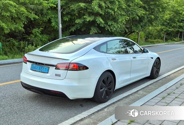 Tesla Model S id 4381973 из Кореи 11