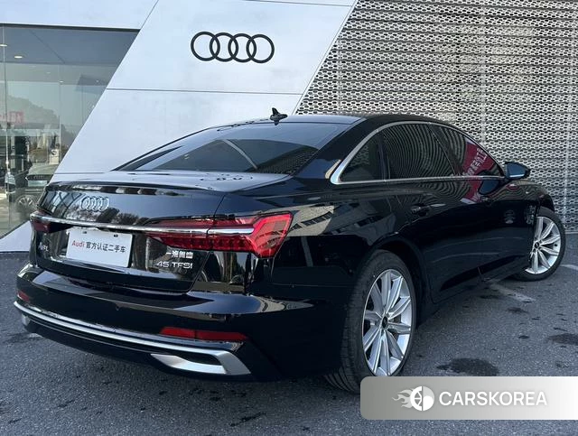 Audi A6L id 4297359 из Китая 12