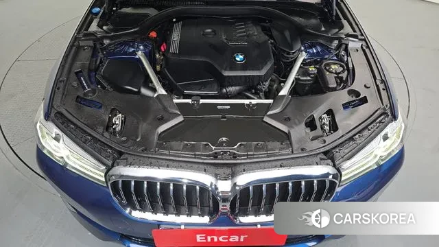 BMW 5 Series (G30) id 3788302 из Кореи 16