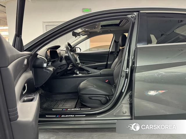 Hyundai Elantra id 4290862 из Китая 8