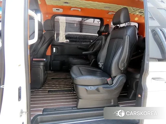 Hyundai Staria id 3746996 из Кореи 16