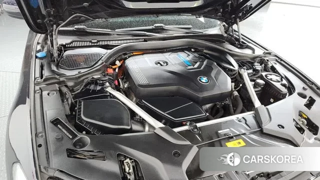 BMW 5 Series (G30) id 3676323 из Кореи 16