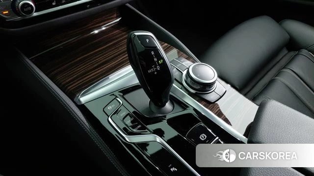 BMW 5 Series (G30) id 3953944 из Кореи 10