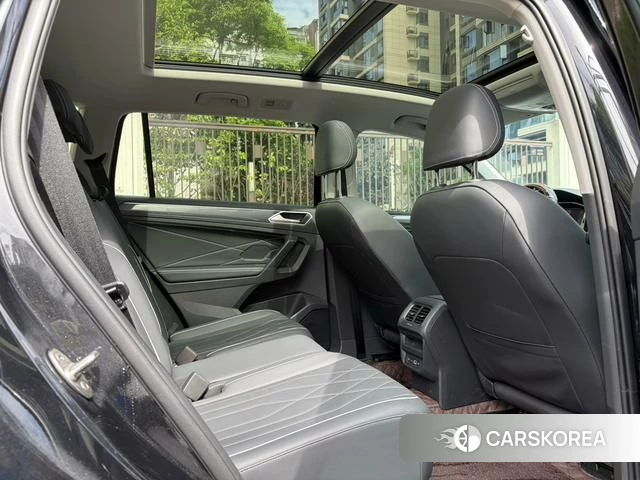 Volkswagen Tiguan L id 4290503 из Китая 22