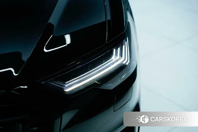 Audi A6L id 4242218 из Китая 7