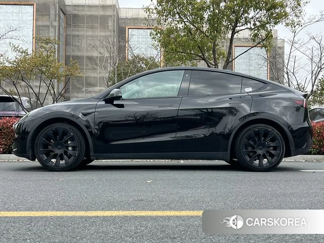 Tesla Model Y id 4236613 из Китая 19