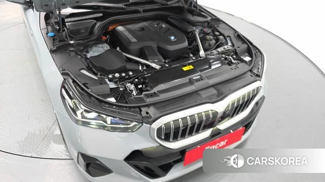 BMW 5 Series (G60) id 4584287 из Кореи 16