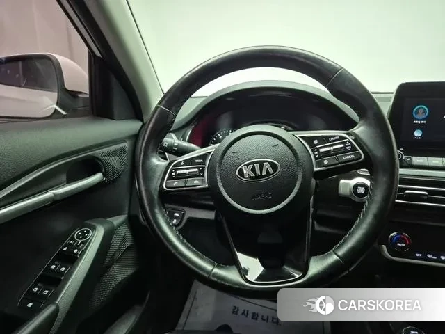Kia Seltos id 3747668 из Кореи 14