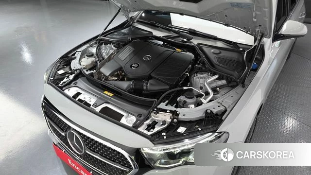 Mercedes-Benz E-Class W214 id 4329661 из Кореи 16