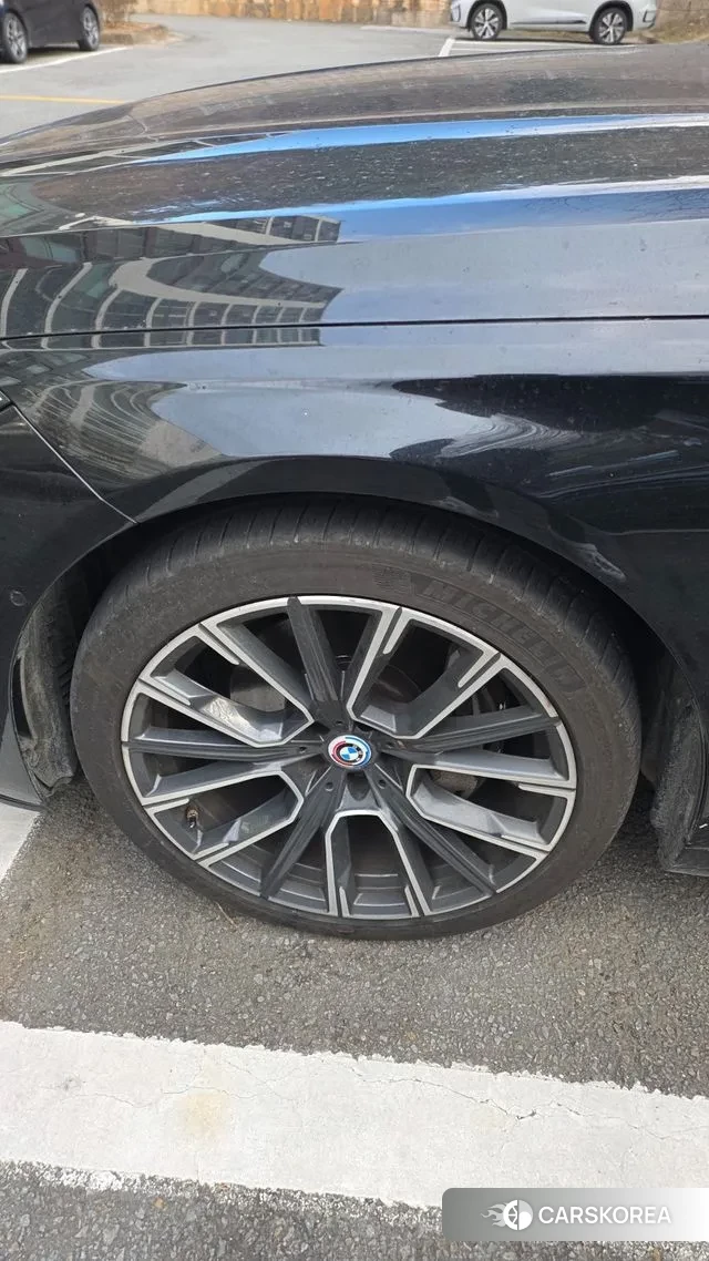 BMW 7 Series (G11) id 3578165 из Кореи 11