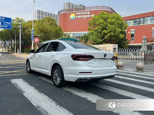 Volkswagen Lavida 2021 Белый из Китая, фото 6