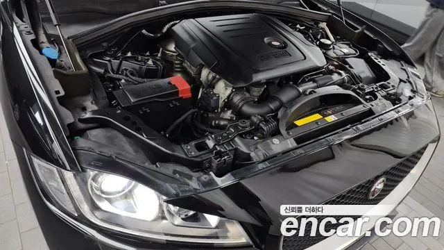 Jaguar F-PACE id 2952218 из Кореи 16