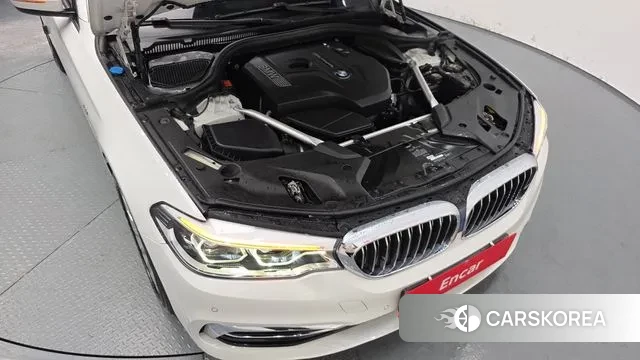 BMW 5 Series (G30) id 3573993 из Кореи 16