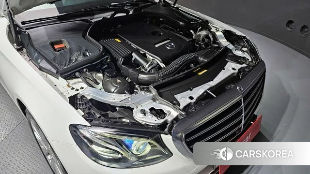 Mercedes-Benz E-Class W213 id 4305207 из Кореи 31
