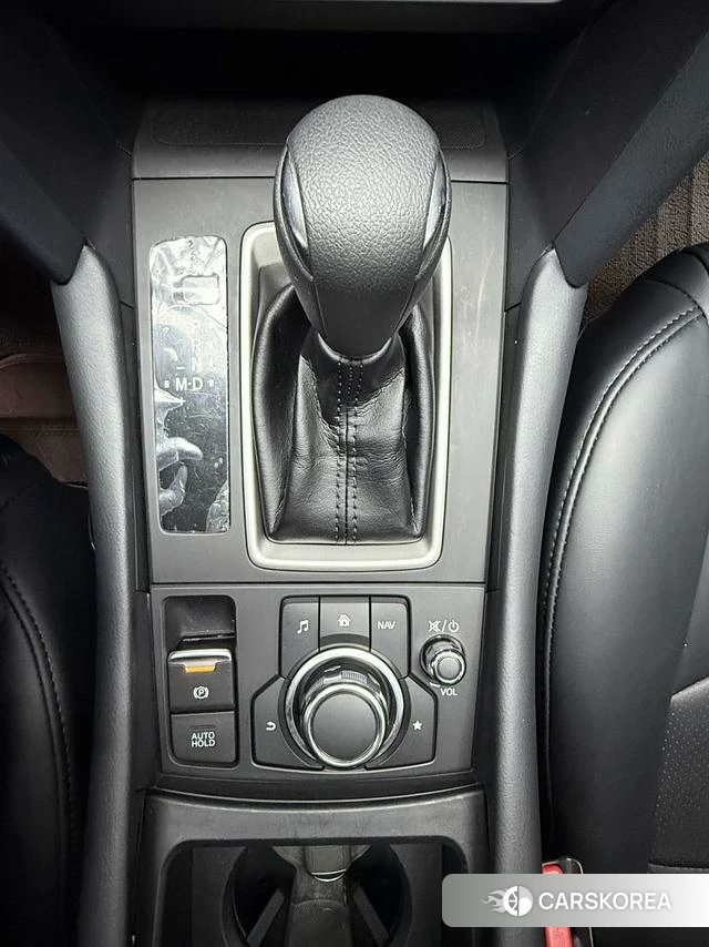 Mazda CX-4 id 3908541 из Китая 19