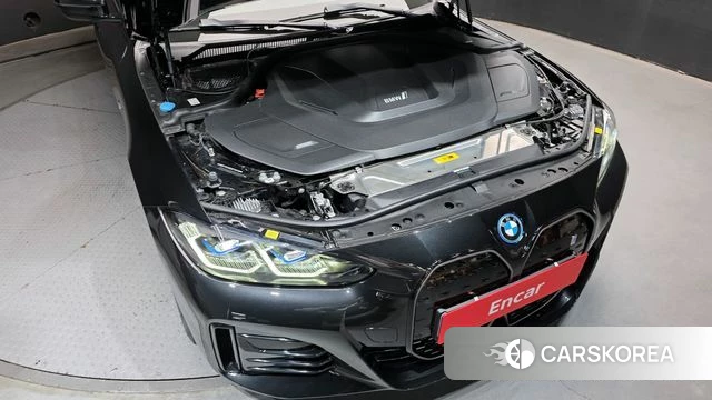 BMW i4 id 3891176 из Кореи 16