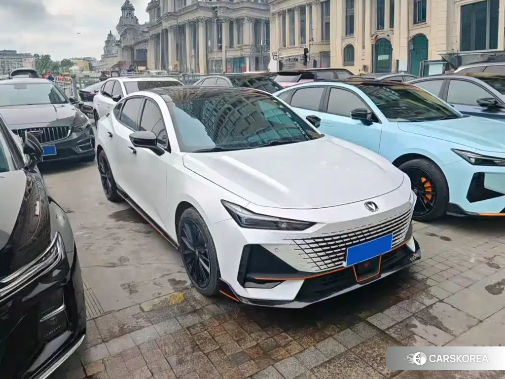 Chang'an UNI-V id 4674339 из Китая 11