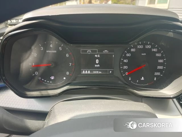 Chevrolet (GM Daewoo) Trax Crossover 2024 Черный из Кореи, фото 6