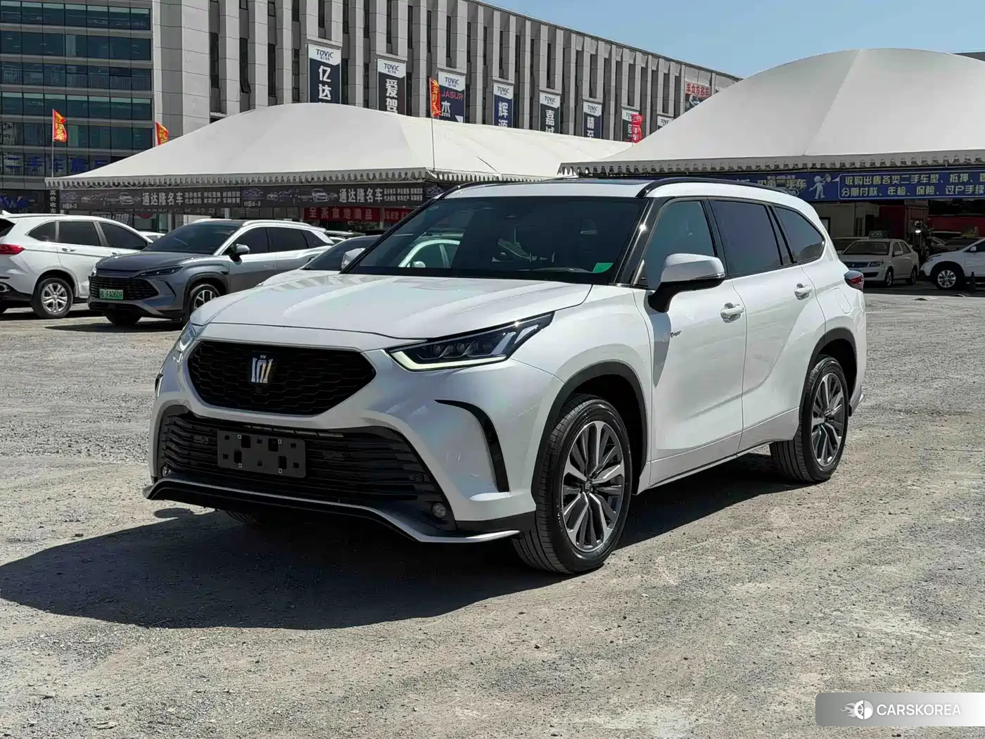 Toyota Crown 2026 Белый из Китая, фото 6