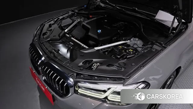 BMW 5 Series (G30) id 3586524 из Кореи 16