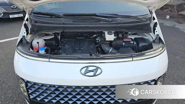 Hyundai Staria id 3512383 из Кореи 16