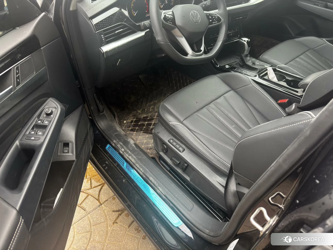 Volkswagen Passat id 4452873 из Китая 12