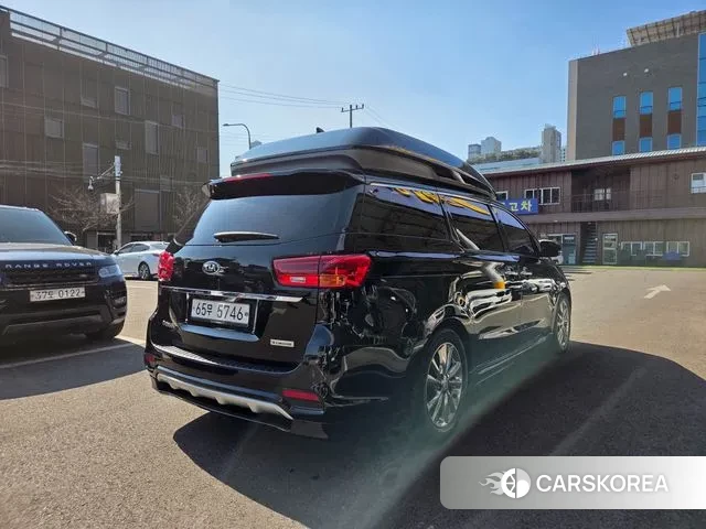 Kia The New Carnival id 3703701 из Кореи 16