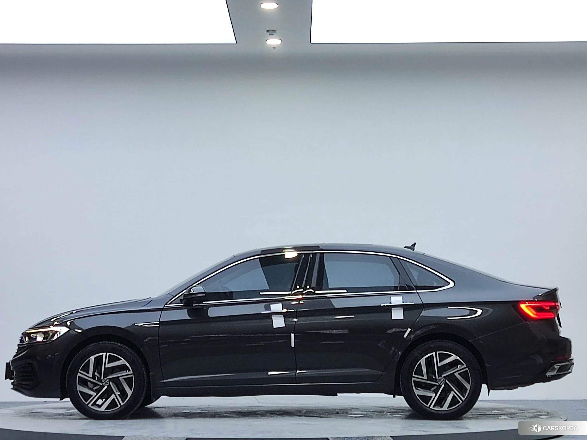 Volkswagen Sagitar id 4473540 из Китая 13