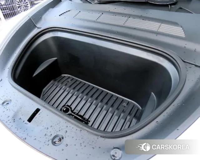 Tesla Model Y id 3399809 из Кореи 16