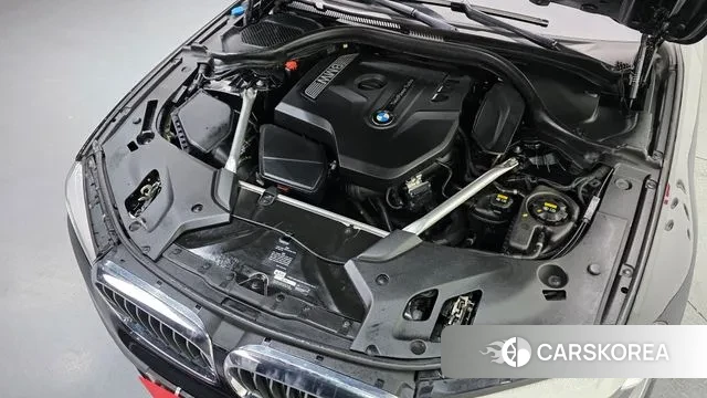 BMW 5 Series (G30) id 3748494 из Кореи 16