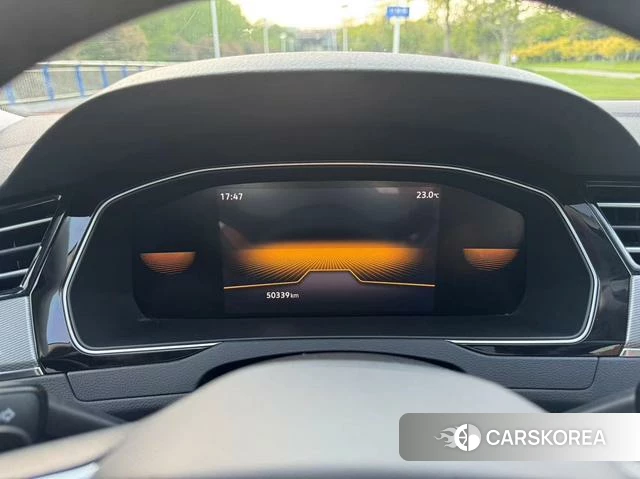 Volkswagen Magotan 2024 Черный из Китая, фото 6