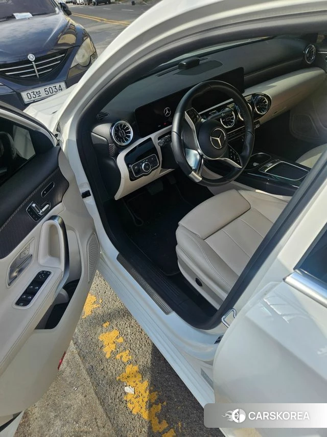Mercedes-Benz A-Class W177 id 4230164 из Кореи 7