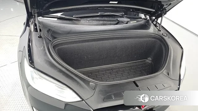 Tesla Model X id 3259170 из Кореи 16