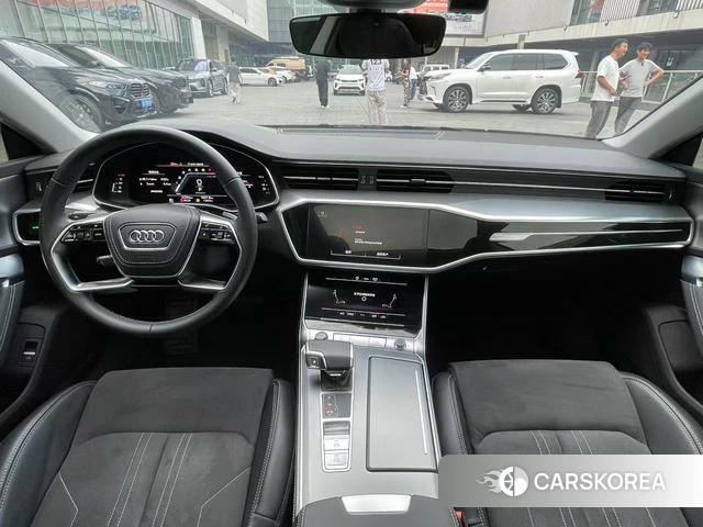 Audi A7L id 4366101 из Китая 11