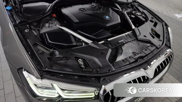 BMW 5 Series (G30) id 3027727 из Кореи 16