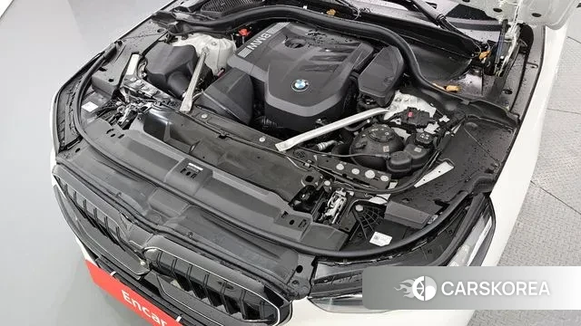 BMW 5 Series (G60) id 3332759 из Кореи 16