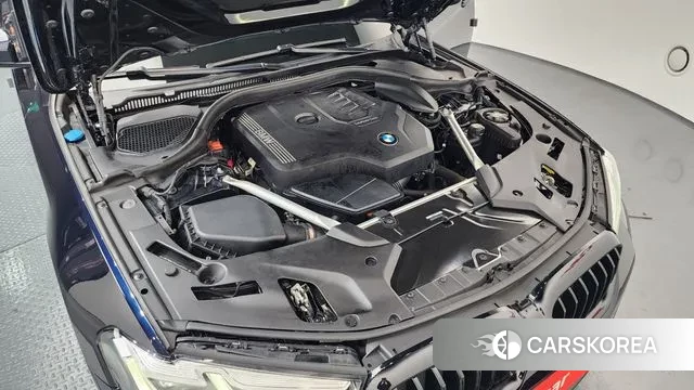 BMW 5 Series (G30) id 3712447 из Кореи 16