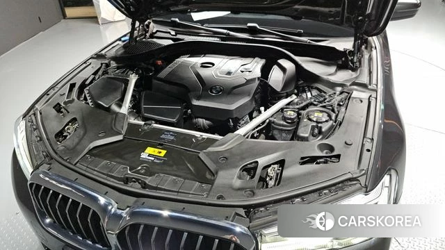 BMW 5 Series (G30) id 4179709 из Кореи 16